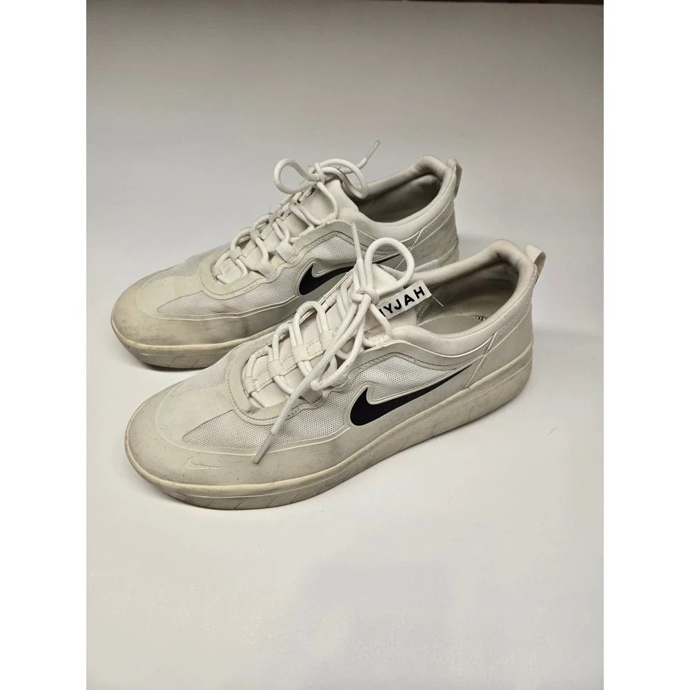 Nike SB Nyjah Free 2 Skate Shoes Mens 10.5 White BV2078-100 Signature Sneakers